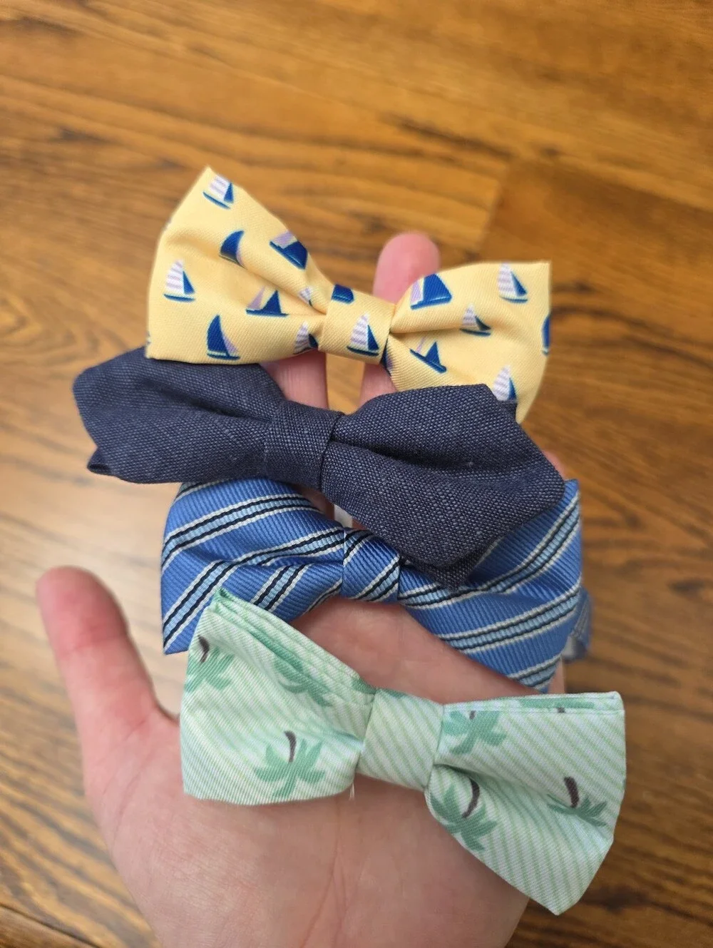 Janie and Jack 4 total bowties boys 2yr-5yr
